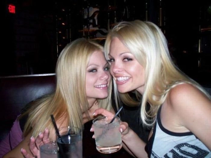 Особисті фотографії порно-зірок (80 фото) – фото 38