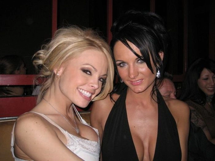 Особисті фотографії порно-зірок (80 фото) – фото 72