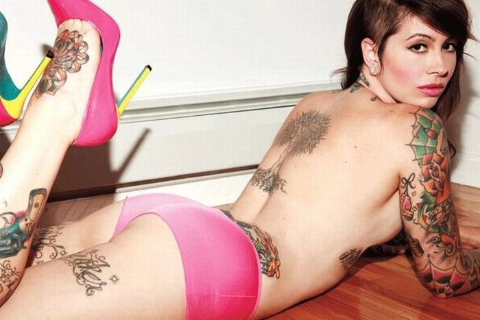 Сексуальні дівчата з татуюваннями (97 фото) – фото 73