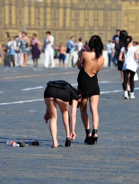 Дівчата та вітер (30 фото) – фото 14