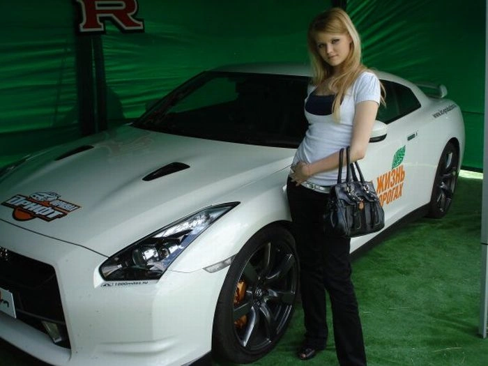 Дівчата та автомобілі (29 фото) – фото 2