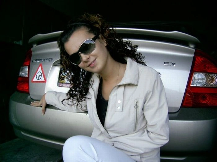 Дівчата та автомобілі (29 фото) – фото 12