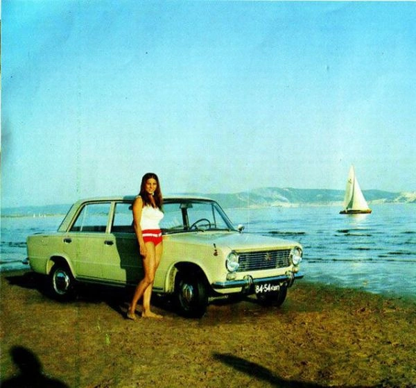 Дівчата та автомобілі (29 фото) – фото 16