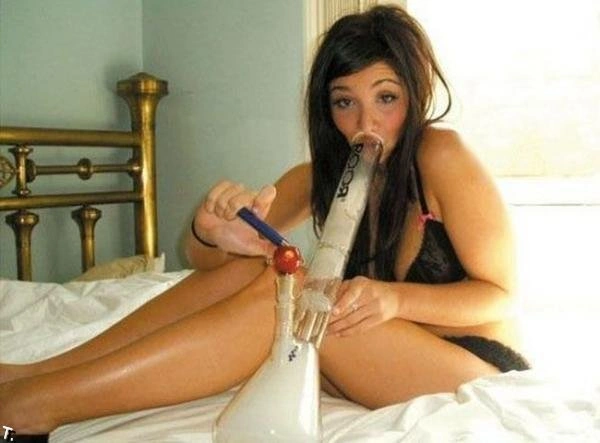 Дівчата курять (45 фото) – фото 37