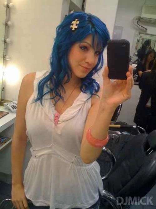 Дівчата перед дзеркалом (150 фото) – фото 39