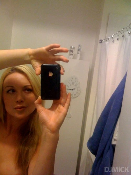 Дівчата перед дзеркалом (150 фото) – фото 55