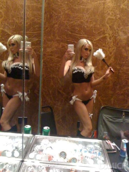 Дівчата перед дзеркалом (150 фото) – фото 56