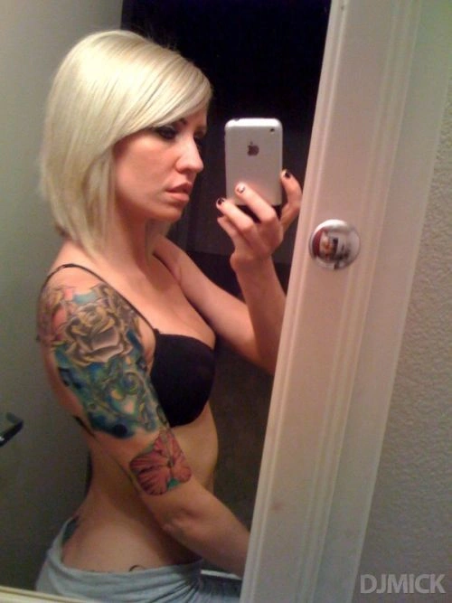 Дівчата перед дзеркалом (150 фото) – фото 83