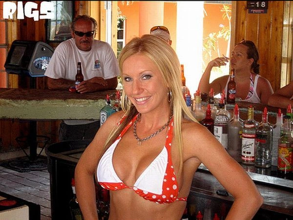 Дівчата-барменки (52 фото) – фото 39