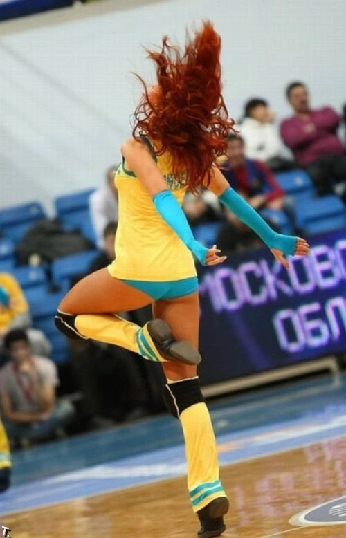Дівчата з групи підтримки баскетбольної команди Хімкі (83 фото) – фото 25