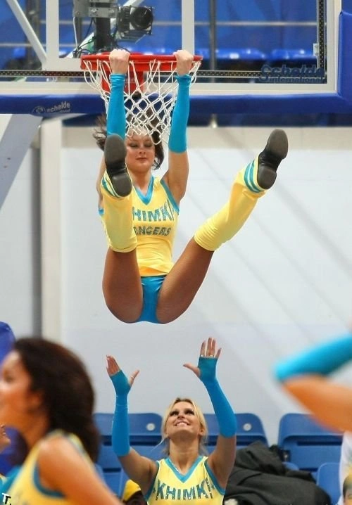 Дівчата з групи підтримки баскетбольної команди Хімкі (83 фото) – фото 30