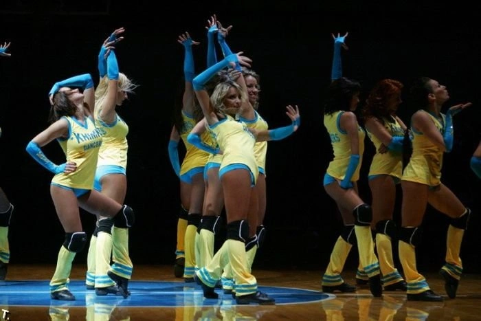 Дівчата з групи підтримки баскетбольної команди Хімкі (83 фото) – фото 78