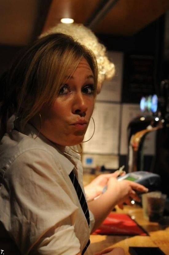 Дівчата в шкільній формі в нічних клубах (100 фото) – фото 47