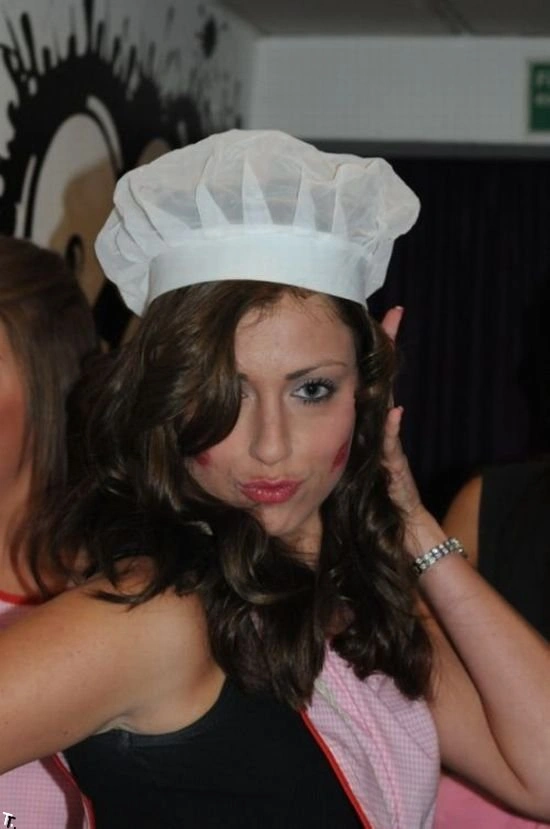 Дівчата в шкільній формі в нічних клубах (100 фото) – фото 81