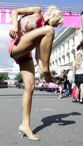 Петербурзький спринт на шпильках (6 фото)