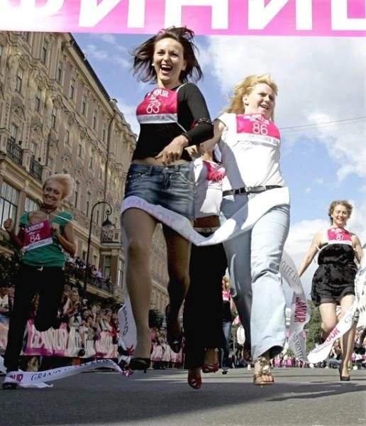 Петербурзький спринт на шпильках (6 фото) – фото 2