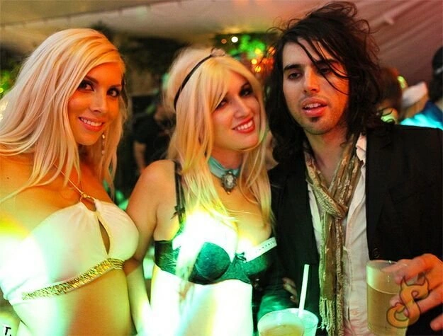 Вечірка до Хелловіну в резиденції Playboy (62 фото) – фото 42