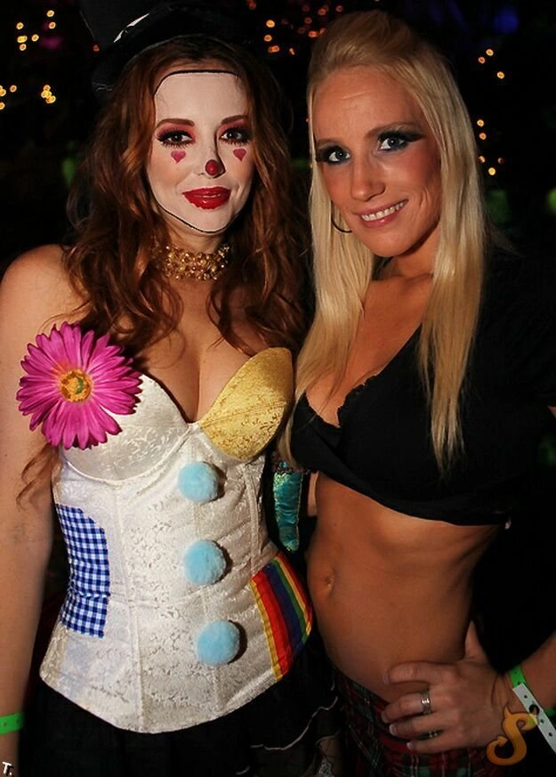 Вечірка до Хелловіну в резиденції Playboy (62 фото) – фото 51