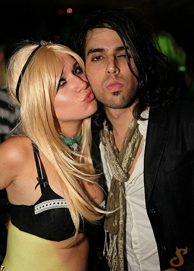 Вечірка до Хелловіну в резиденції Playboy (62 фото) – фото 53