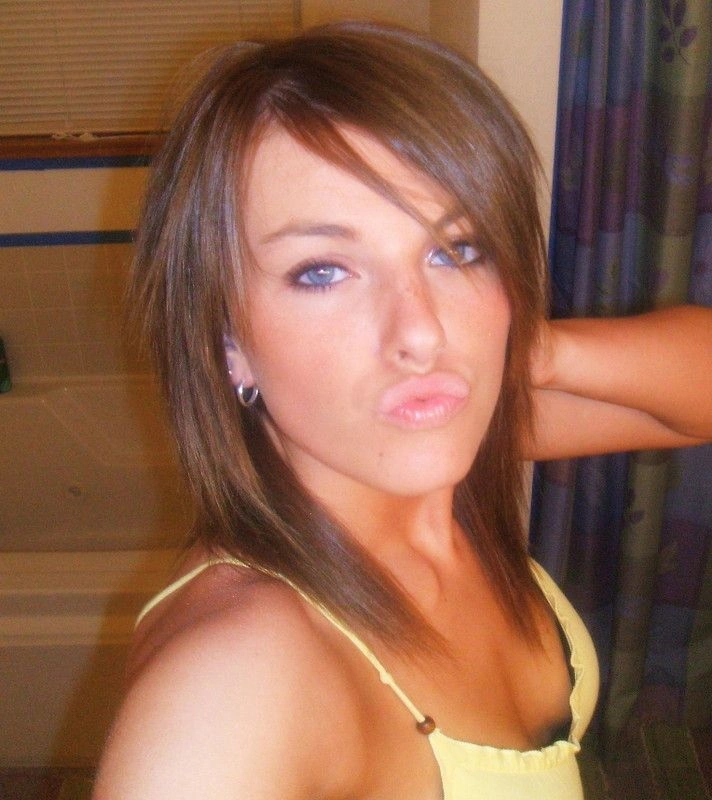 Гарна дівчина організувала любительську фотосесію (20 фото) – фото 15