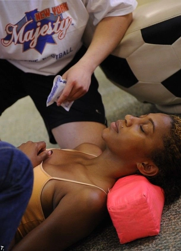 Зворотня сторона Лінджері Футболу (35 фото) – фото 19