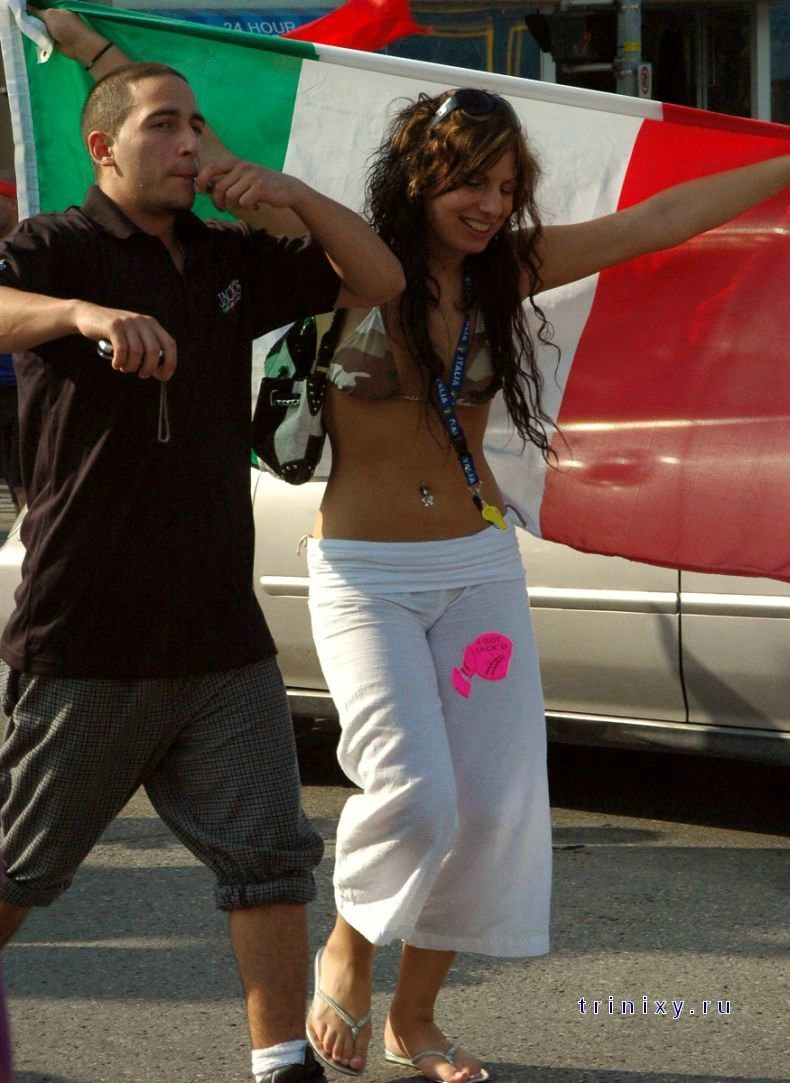 Вболівальниці на ЧЕ-2008 (87 фото) – фото 25