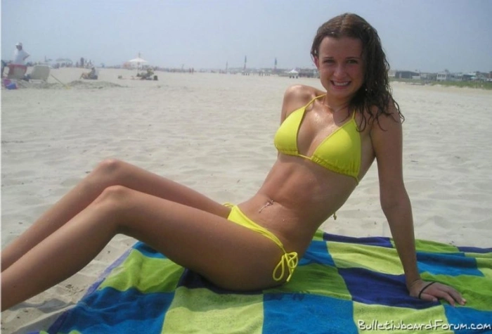 П'ятничне бікіні (113 фото) – фото 13
