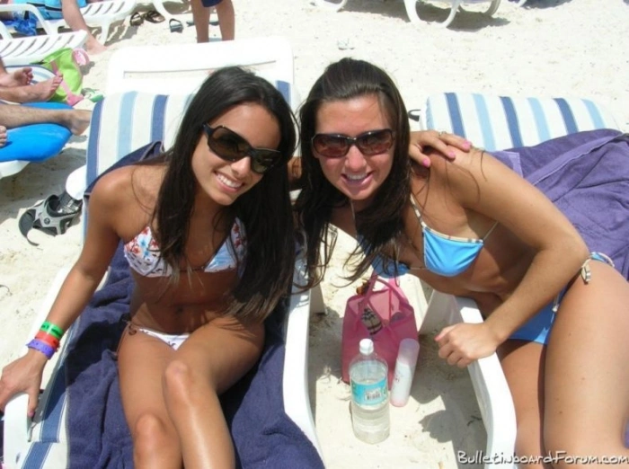 П'ятничне бікіні (113 фото) – фото 19