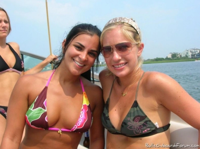 П'ятничне бікіні (113 фото) – фото 23