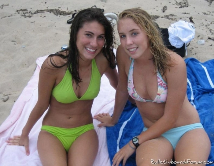 П'ятничне бікіні (113 фото) – фото 39