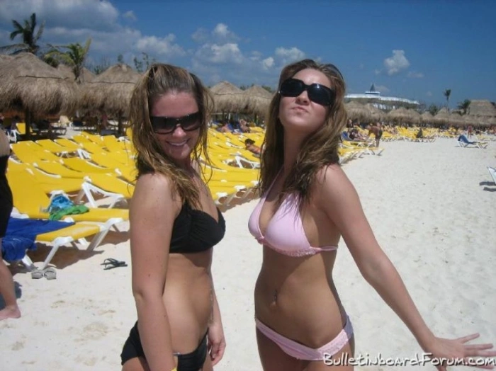 П'ятничне бікіні (113 фото) – фото 41