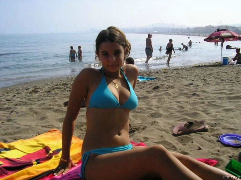 Велика колекція дівчат у бікіні (100 фото) – фото 40