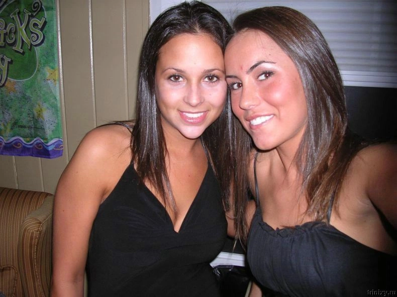 Велика підбірка класних дівчат з декольте (81 фото) – фото 8