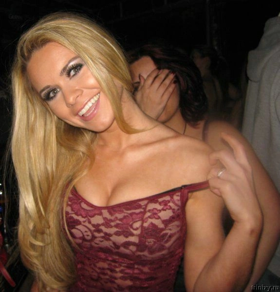 Велика підбірка класних дівчат з декольте (81 фото) – фото 16