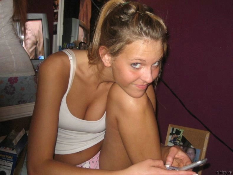 Велика підбірка класних дівчат з декольте (81 фото) – фото 19