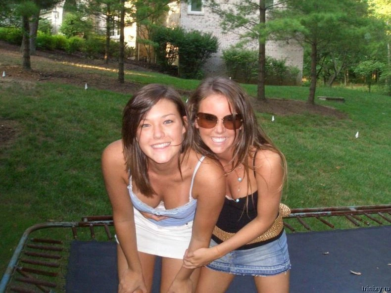 Велика підбірка класних дівчат з декольте (81 фото) – фото 28