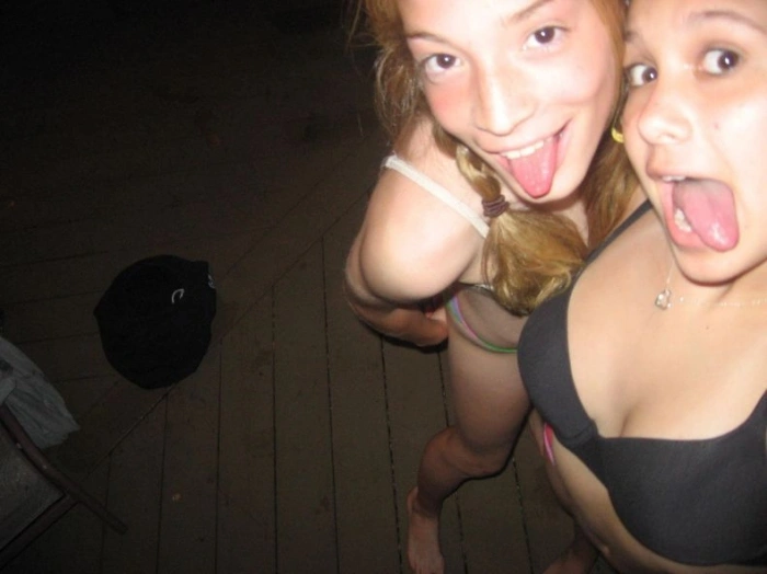 Декольте (40 фотографій) – фото 29