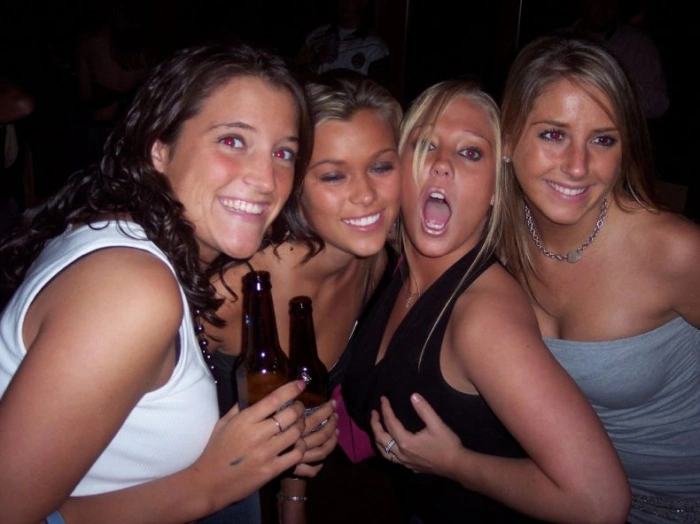 Напій! Дівчата + алкоголь (28 фото) – фото 26