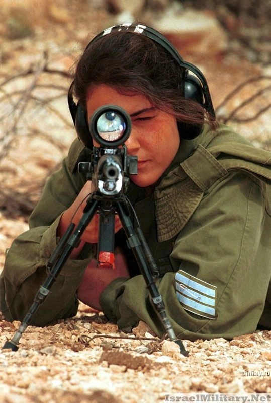 Дівчата в армії (57 фото) – фото 4