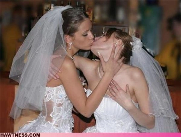 Чарівні дівчата, які займаються дивними речами. Частина 7 (41 фото + 6 гіфок) – фото 3