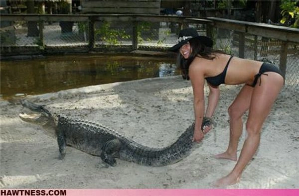 Чарівні дівчата, які займаються дивними речами. Частина 7 (41 фото + 6 гіфок) – фото 24