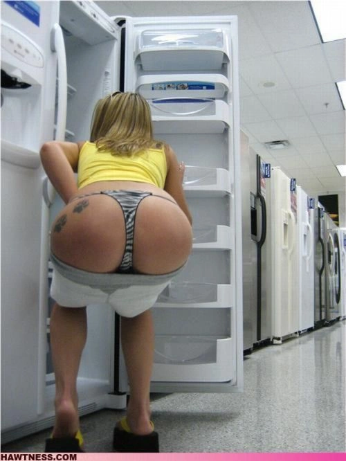 Чарівні дівчата, які займаються дивними речами. Частина 7 (41 фото + 6 гіфок) – фото 34