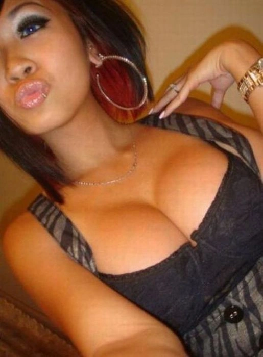 Дівчата перед дзеркалом. Частина 4 (150 фото) – фото 50