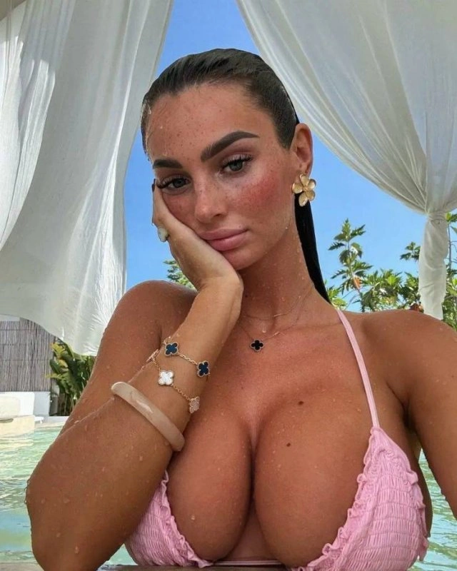 Дівчата з формами (36 фото) – фото 21