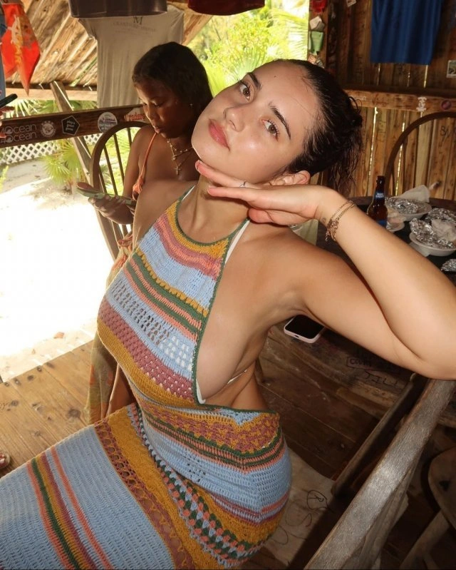 Дівчата. Вигляд з боку (29 фото) – фото 17