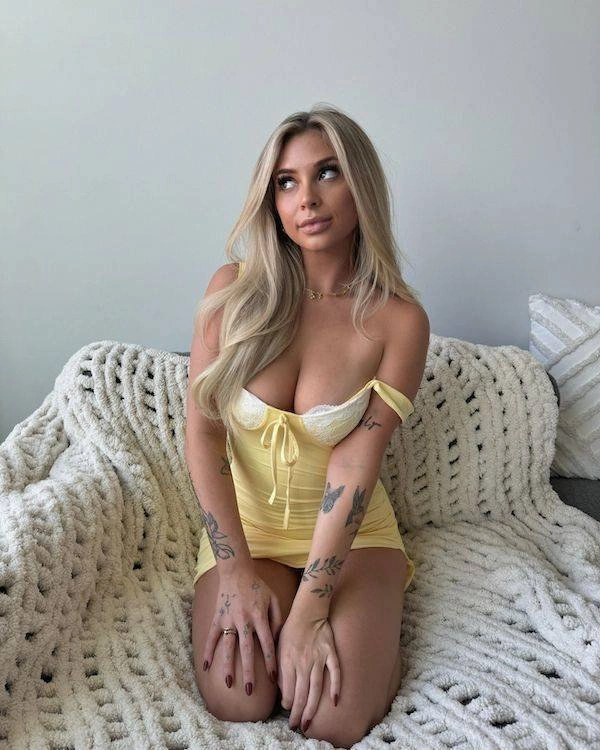 Дівчата у літніх сукнях (30 фото) – фото 14