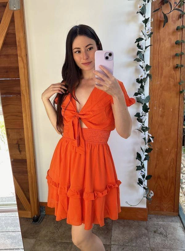 Дівчата у літніх сукнях (30 фото) – фото 22