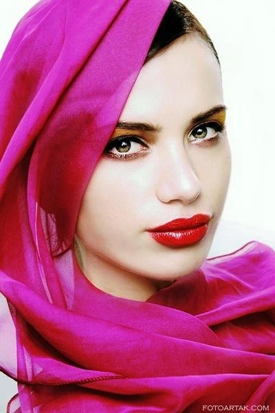 Фотографії красивих дівчат. Частина 2 (74 фото) – фото 15