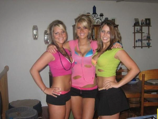 Декольте у дівчат (26 фото) – фото 10