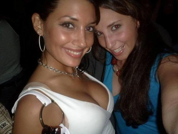 Декольте у дівчат (26 фото) – фото 12